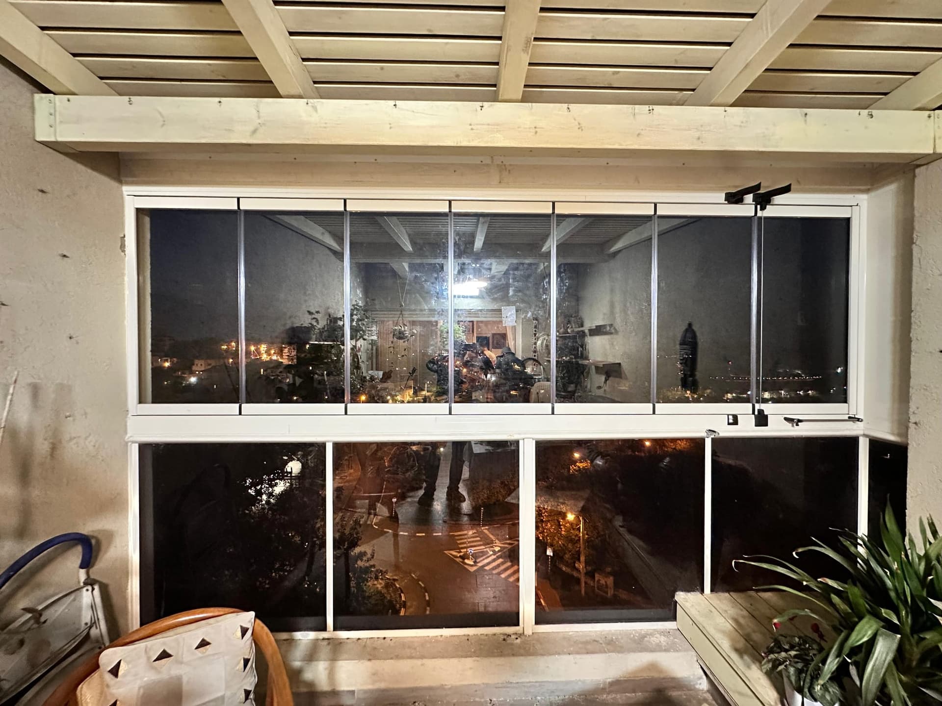 TIARA — סגירת מרפסת בזכוכית, תצוגה מורחבת 25